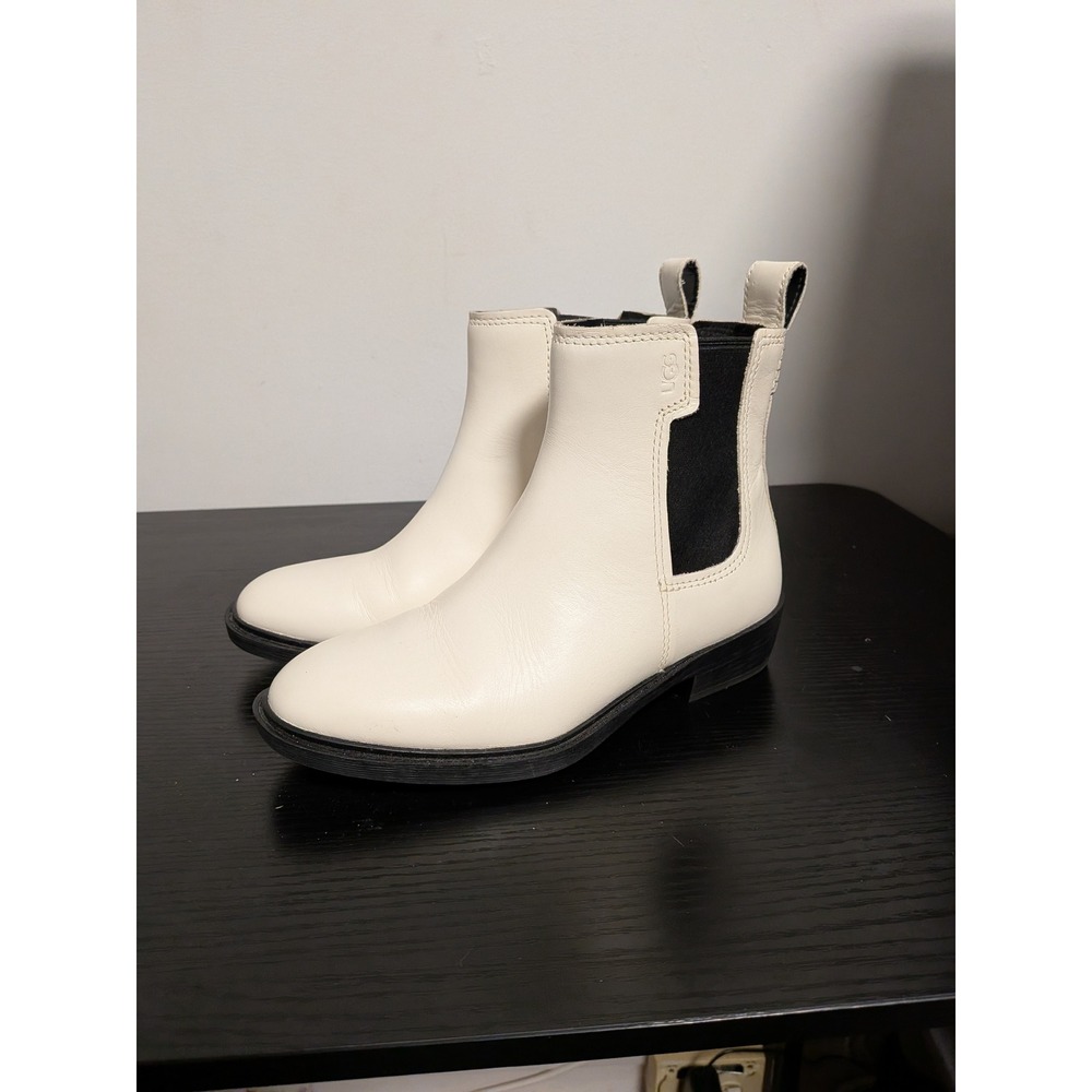 UGG Bonham II white and black Leather Chelsea Ankle Boots Womens - Picture 16 of 16